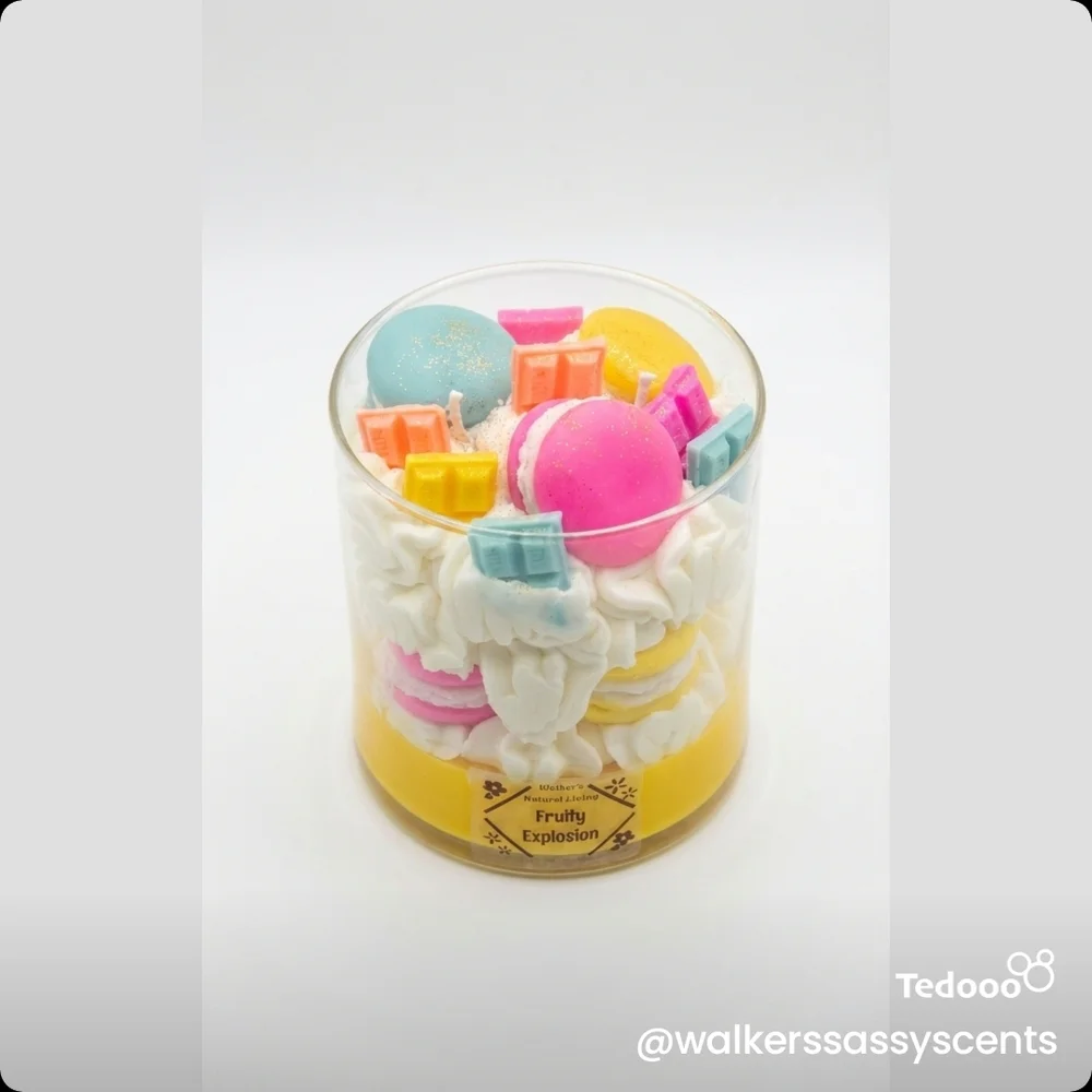 Walker's Sassy Scents Fruity Explosion Candle - Multicolor - Picture 2 of 5
